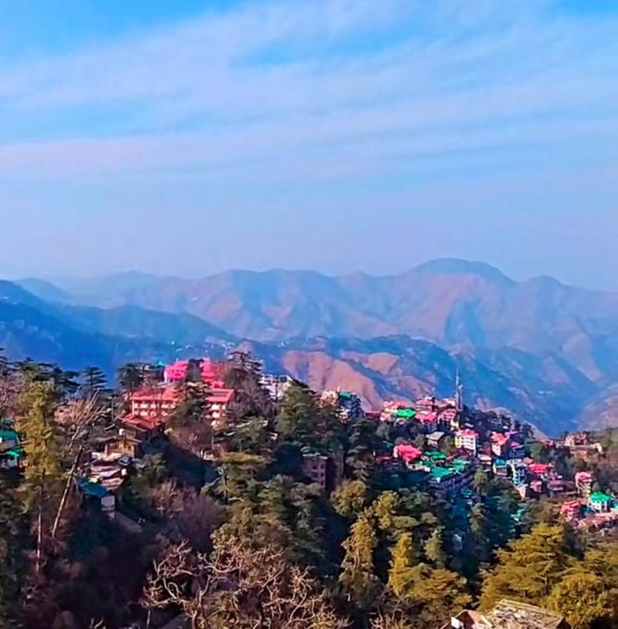 The Travelista Shimla Bed & Breakfast Bagian luar foto