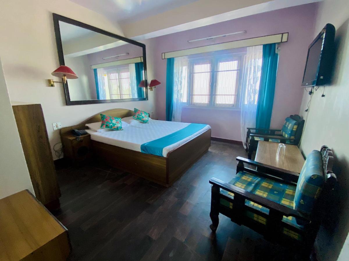 The Travelista Shimla Bed & Breakfast Bagian luar foto